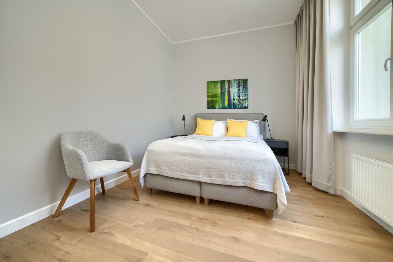 Apple Park Apartment Познан Екстериор снимка