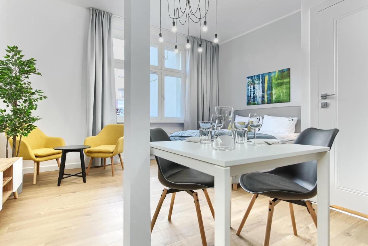 Apple Park Apartment Познан Екстериор снимка